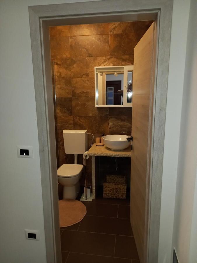 Apartmani Noa I Natali Kaldanija Extérieur photo