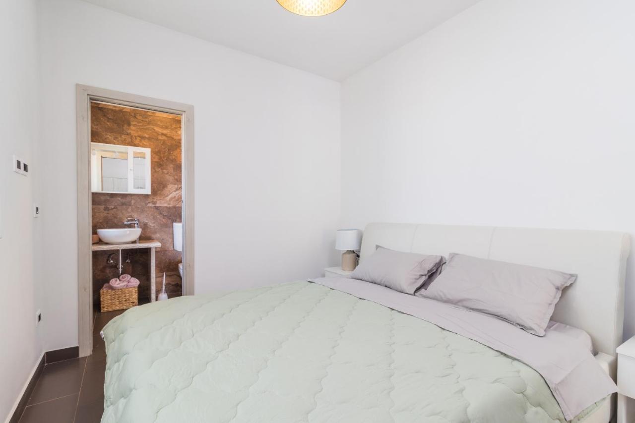 Apartmani Noa I Natali Kaldanija Extérieur photo